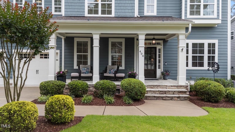404 Wanderview Ln, Holly Springs, NC 27540