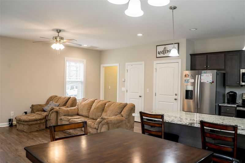 404 Washington St, Clayton, NC 27520