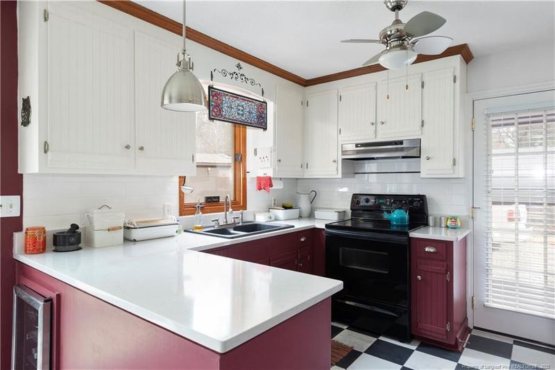 404 Westgate Cir, Angier, NC 27501