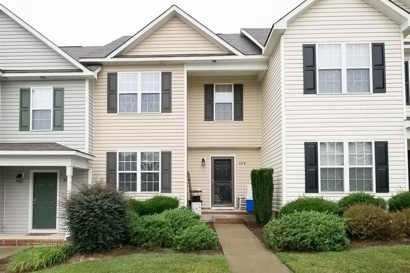 404 Whitehall Ct, Clayton, NC 27520