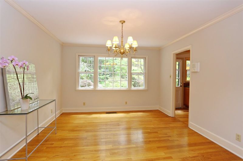 4040 Nottaway Rd, Durham, NC 27707