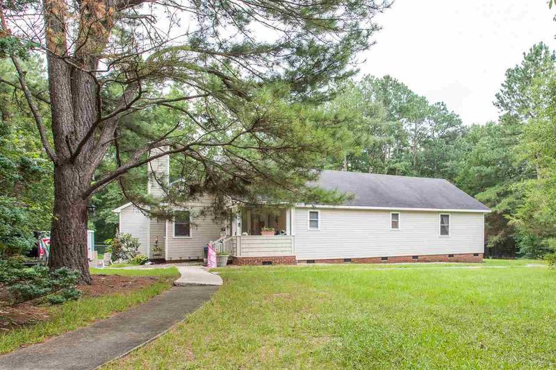 4040 Pearces Rd, Zebulon, NC 27597