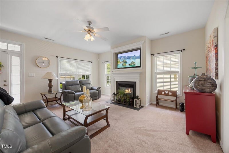 4041 Laurel Glen Dr, Raleigh, NC 27610