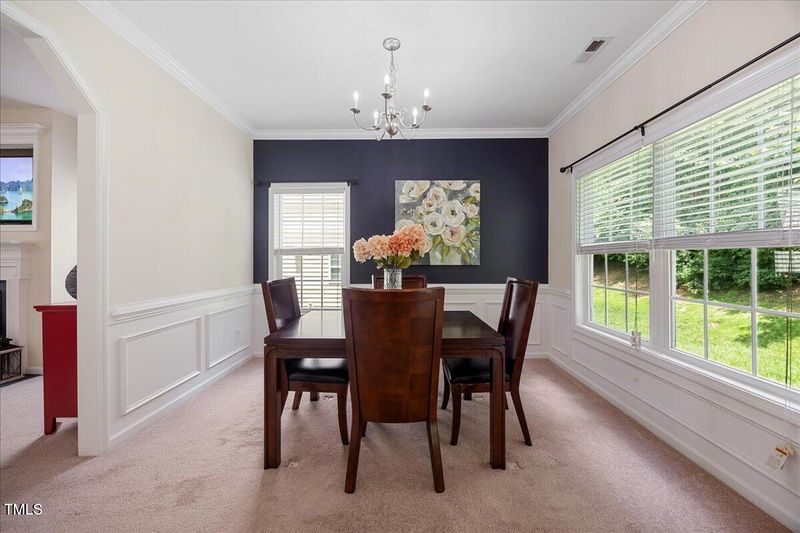 4041 Laurel Glen Dr, Raleigh, NC 27610