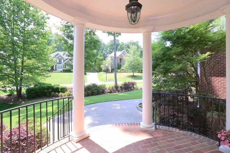 4041 Summer Brook Dr, Apex, NC 27539