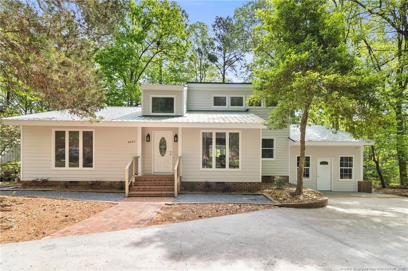4041 Timber Wolf Cir, Sanford, NC 27332