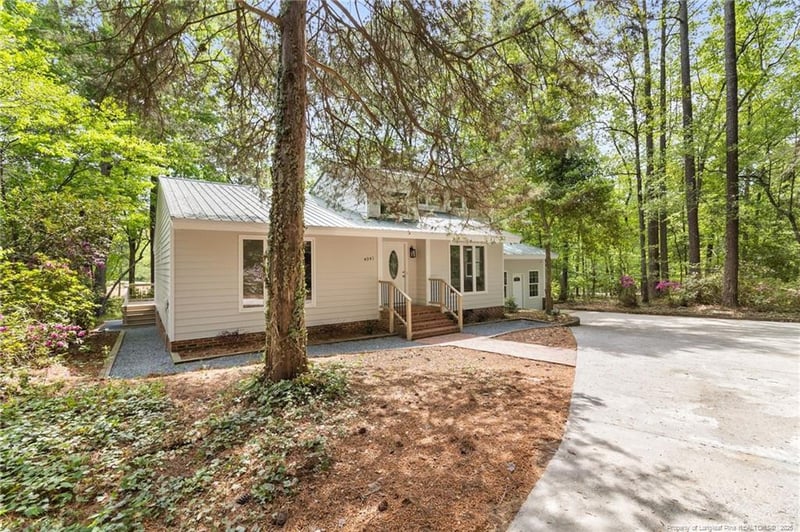 4041 Timber Wolf Cir, Sanford, NC 27332