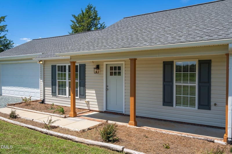 4042 Obra Rd, Graham, NC 27253