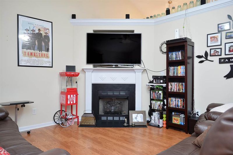 4045 Brooksdale Dr, Franklinton, NC 27525
