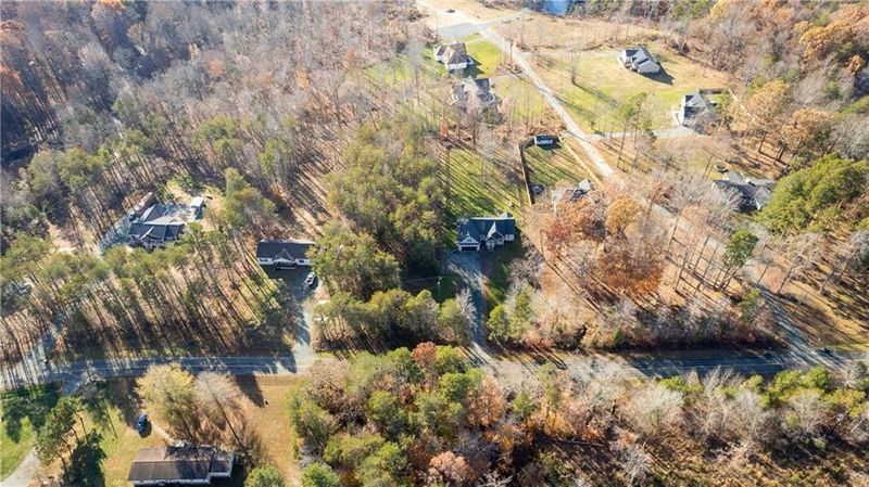 4045 Clapp Mill Rd, Burlington, NC 27215