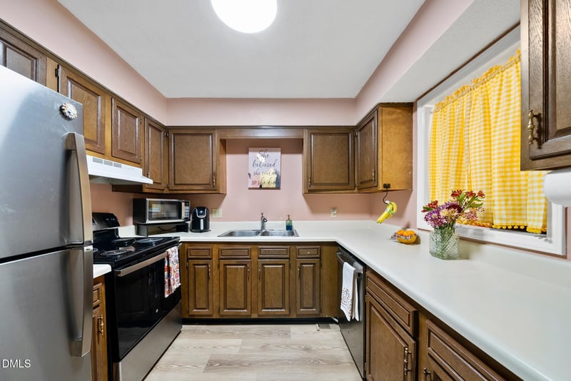 4046-4050 Arckelton Dr, Raleigh, NC 27612