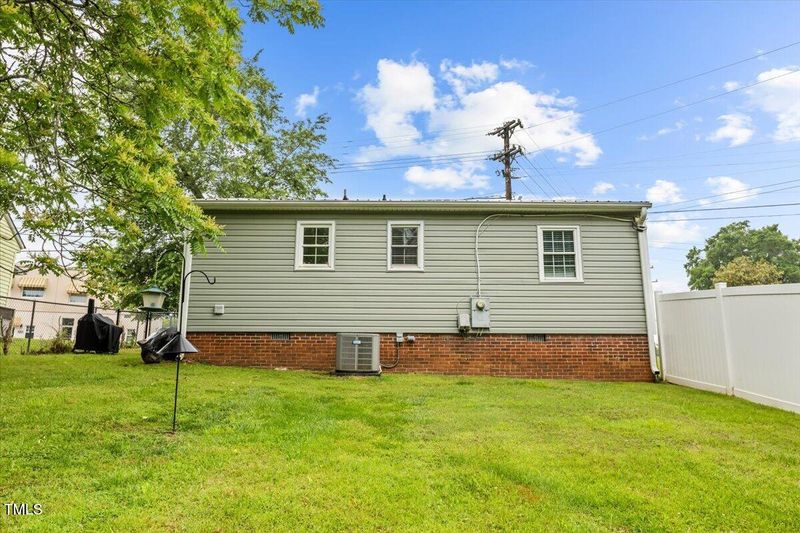 4048 B S Nc 62 Hwy, Burlington, NC 27215