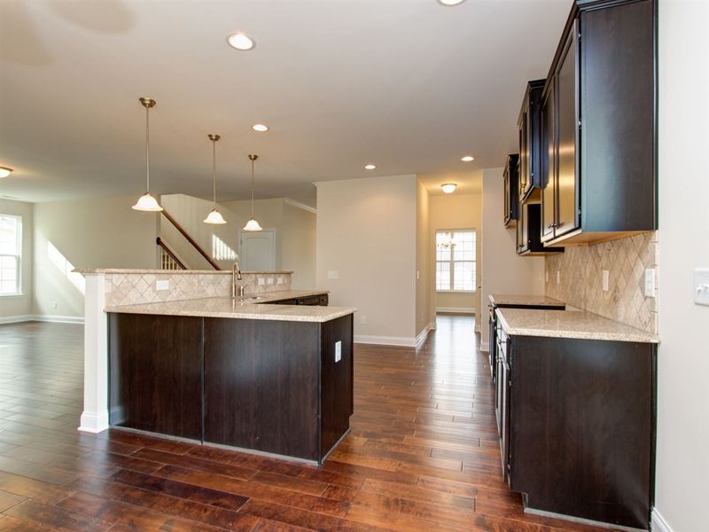 4048 Lauder Ln, Burlington, NC 27215