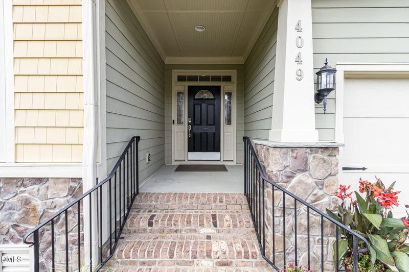 4049 Franks Creek Dr, Cary, NC 27518