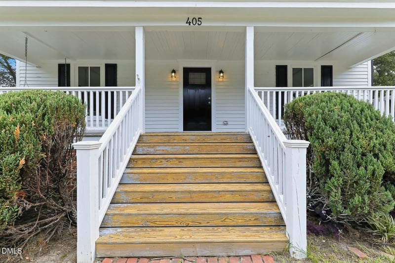 405 Academy St, Fuquay Varina, NC 27526