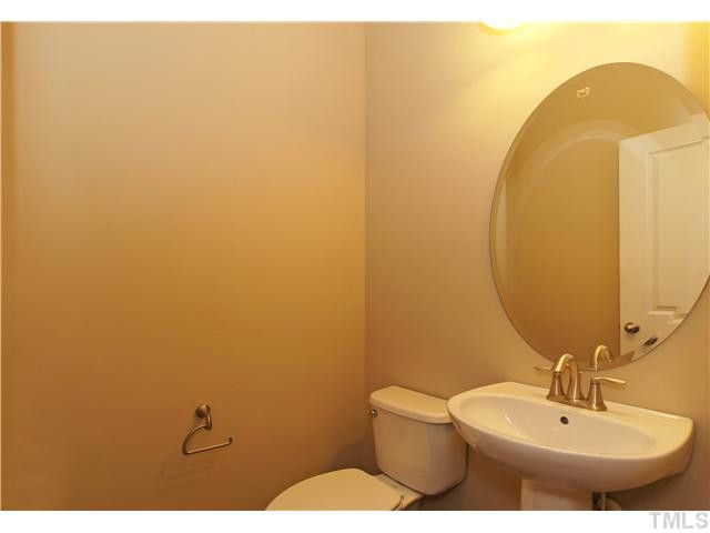 405 Avett Dr, Durham, NC 27703