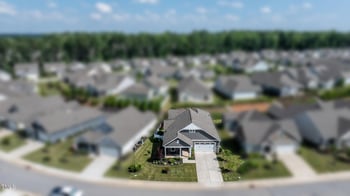 405 Bramble Ln, Clayton, NC 27527