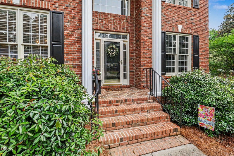 405 Chanticlair Dr, Apex, NC 27502
