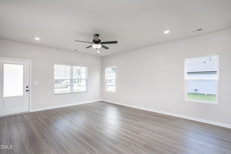 405 Chedworth Dr, Angier, NC 27501