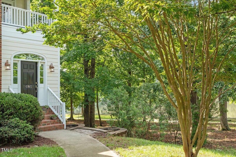 405 Commons Walk Cir, Cary, NC 27519