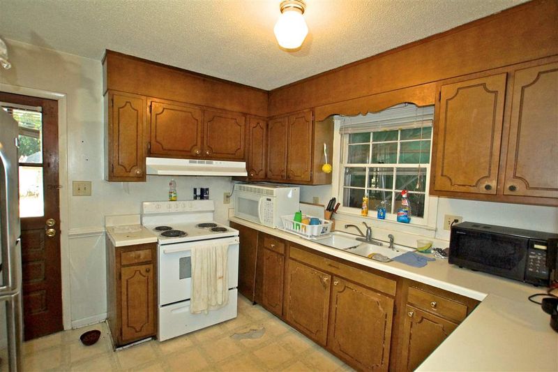 405 Enid Pl, Garner, NC 27529
