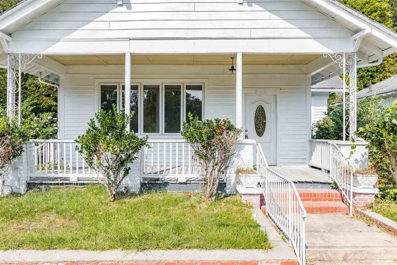 405 N Fifth St, Smithfield, NC 27577