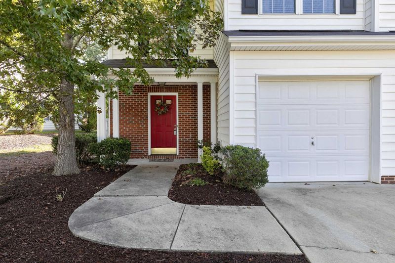 405 Firefly Dr, Holly Springs, NC 27540