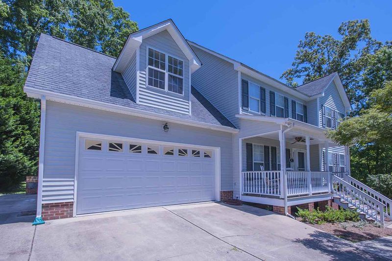 405 Foxbury Dr, Garner, NC 27529