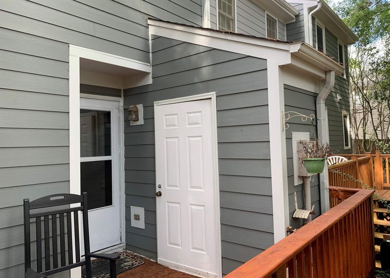 405 Gadland Ct, Raleigh, NC 27609