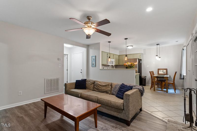 405 Gooseneck Dr #A2, Cary, NC 27513
