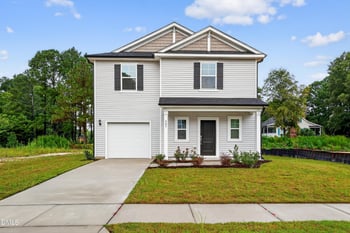 405 Hallingsfield Way, Zebulon, NC 27597