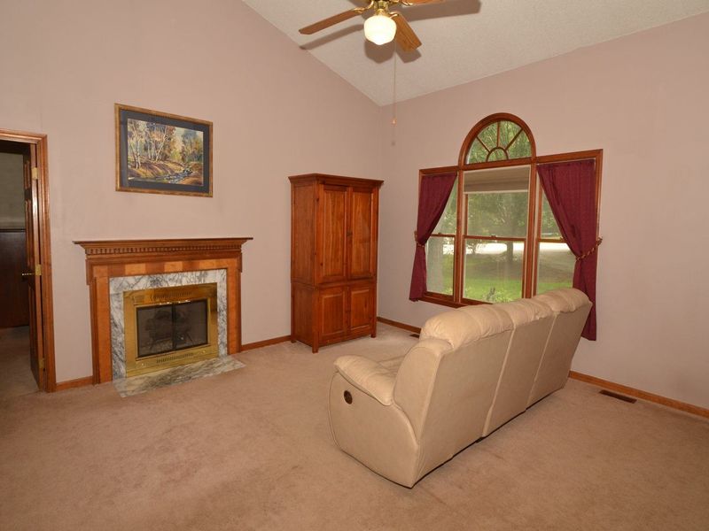 405 Marlowe Ct, Clayton, NC 27520
