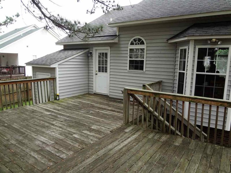 405 Meadow Ln, Wendell, NC 27591
