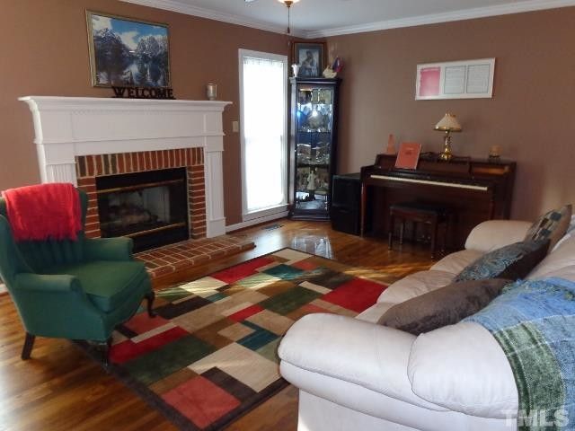 405 New Rail Dr, Cary, NC 27513