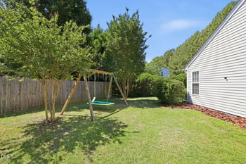 405 Onondaga Ct, Holly Springs, NC 27540