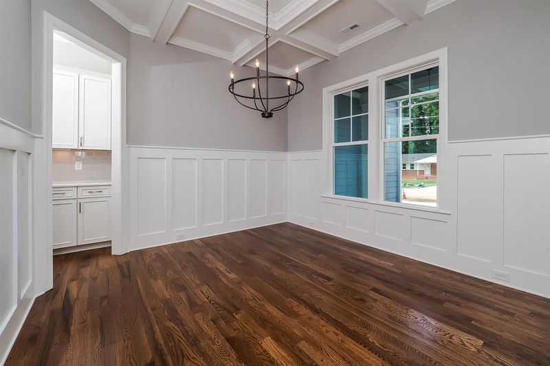 405 W Park St, Cary, NC 27511