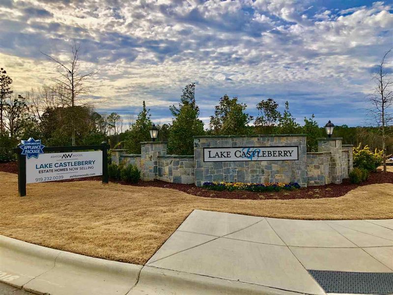 405 Pendennis Park Pl #24, Apex, NC 27523