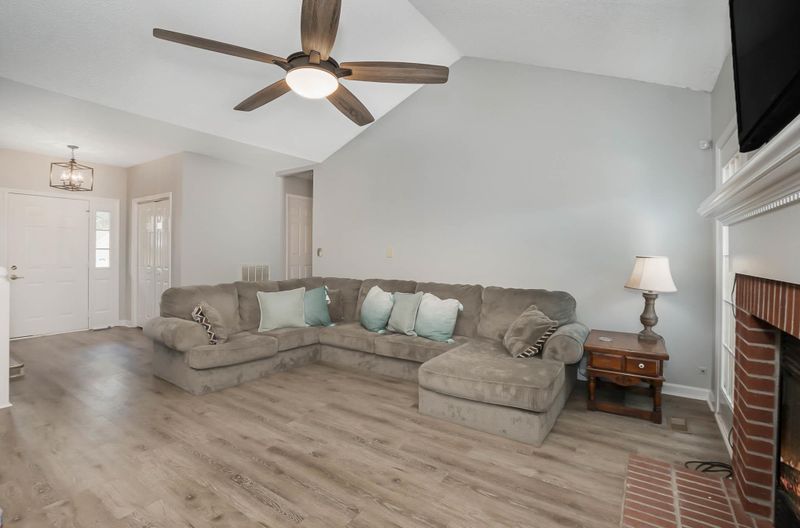 405 Pointe Dr, Goldsboro, NC 27530