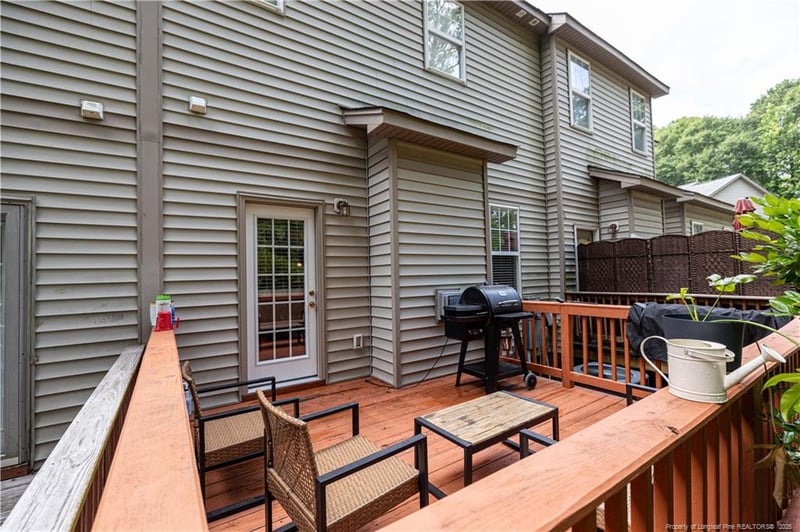 405 Ponton Dr, Fayetteville, NC 28314