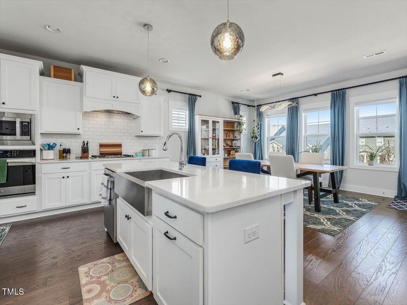 405 Quarter Gate Tc, Chapel Hill, NC 27516