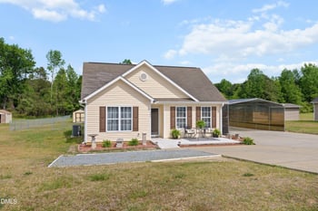 405 Ray Byrd Rd, Lillington, NC 27546