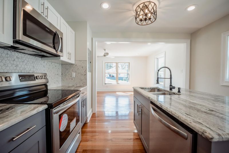 405 Red Oak Ave, Durham, NC 27707