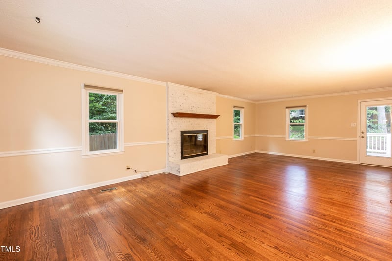 405 Riverdale Dr, Durham, NC 27712