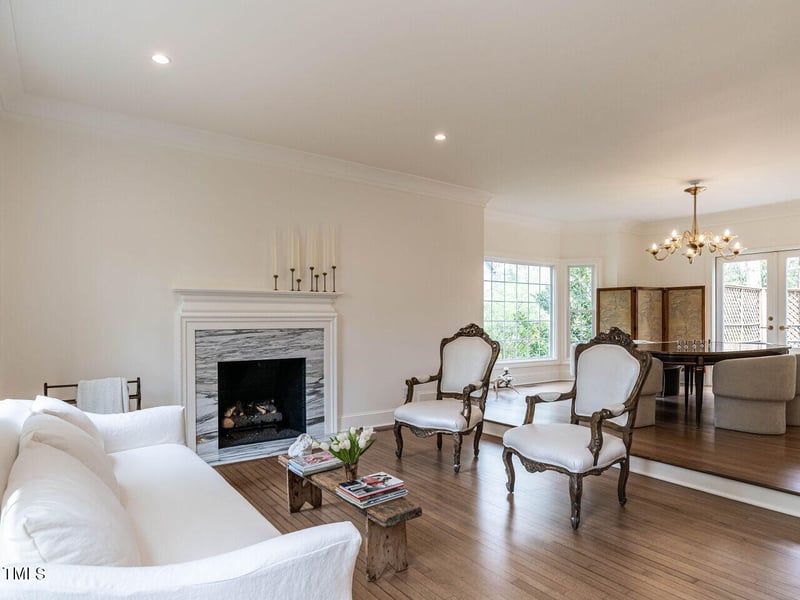405 Rutherglen Dr, Cary, NC 27511