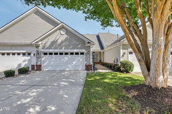 405 Sawgrass Hill Ct, Cary, NC 27519