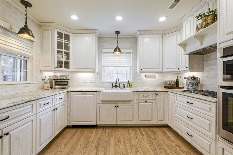 405 E Spring St, Fuquay Varina, NC 27526