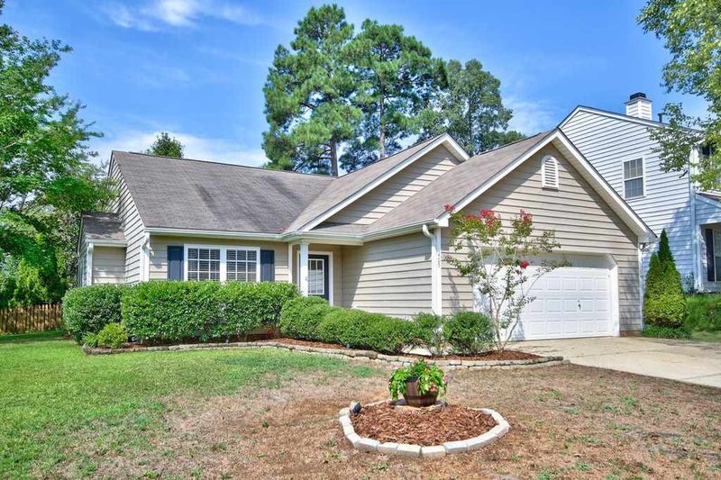 405 Stonecreek Dr, Apex, NC 27539