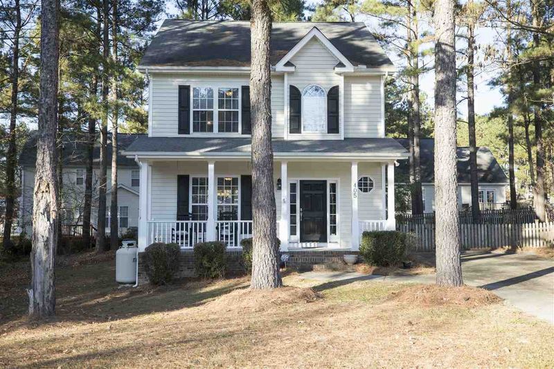 405 Suncrest Ct, Wendell, NC 27591