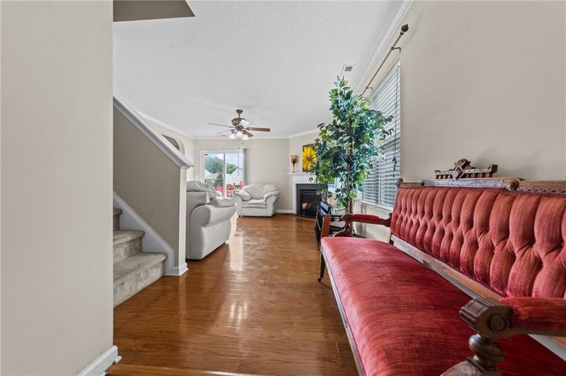 405 Sutton Pl, Mebane, NC 27302