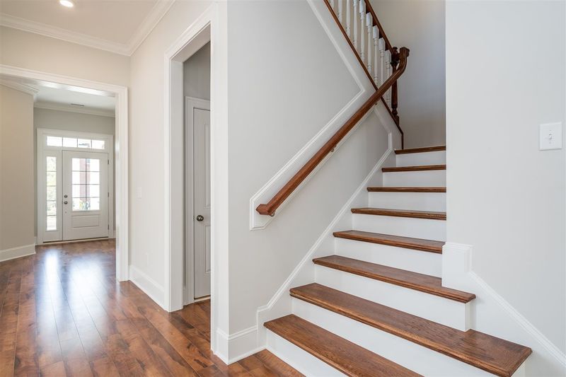 405 Tintern Ln, Apex, NC 27502